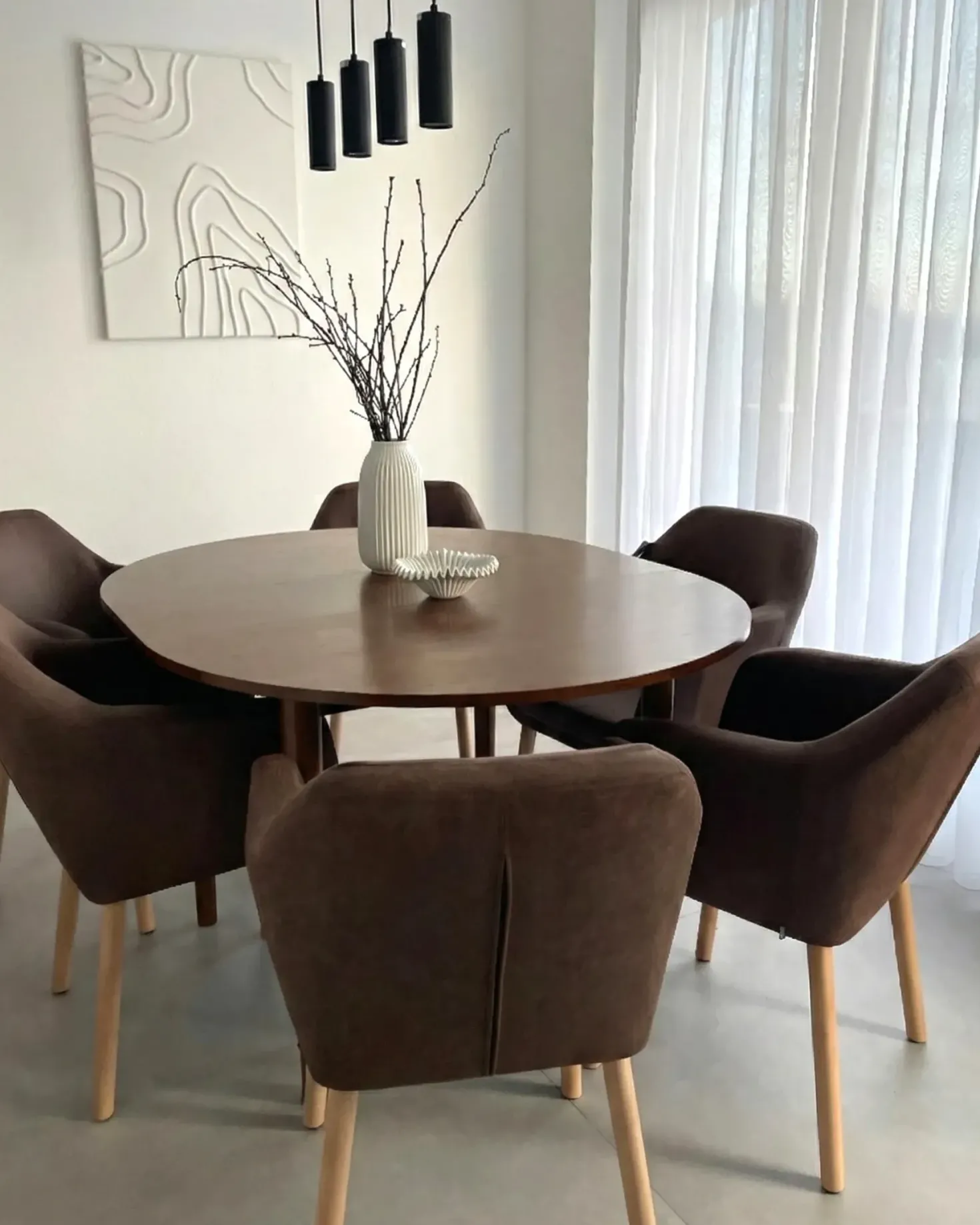 Spisebord med udtræk ECHO Mørk eg 107/137 cm 107 cm