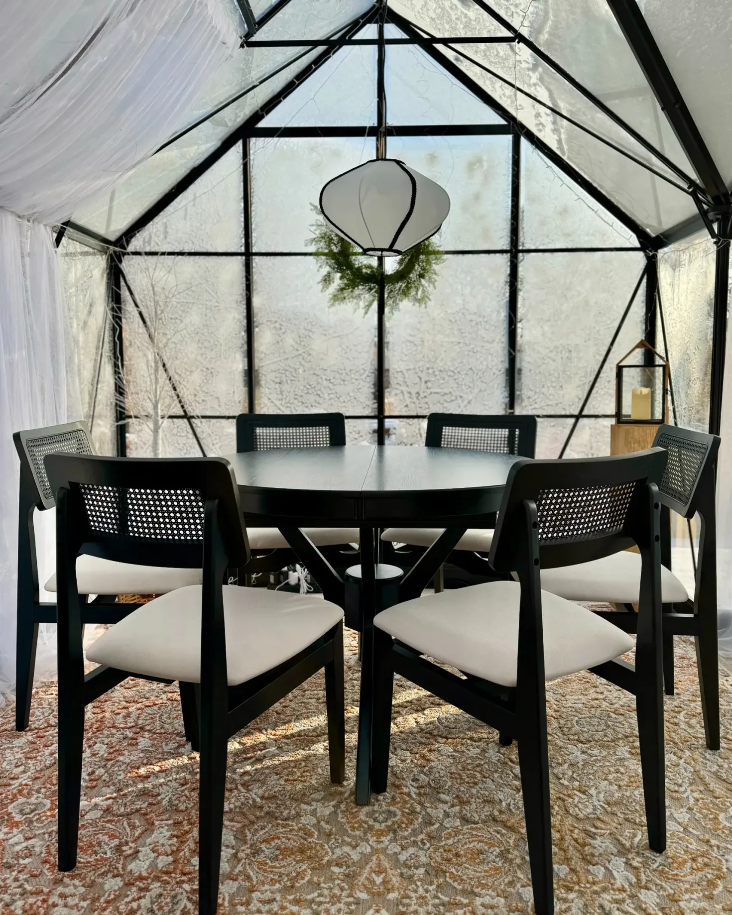 Spisebord med udtræk TYMIS Sort eg 107/137 cm 107 cm