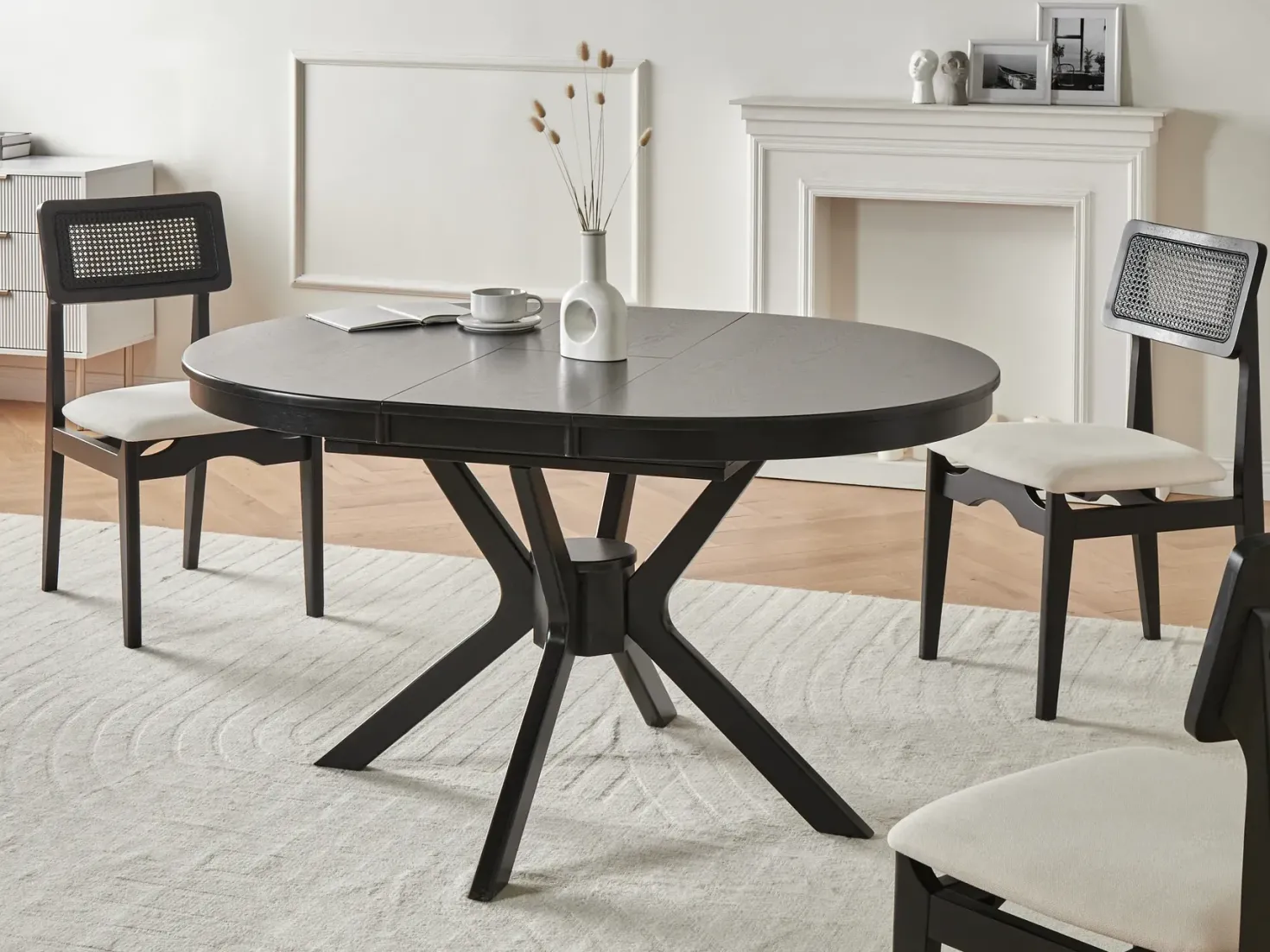 Spisebord med udtræk TYMIS Sort eg 107/137 cm 107 cm