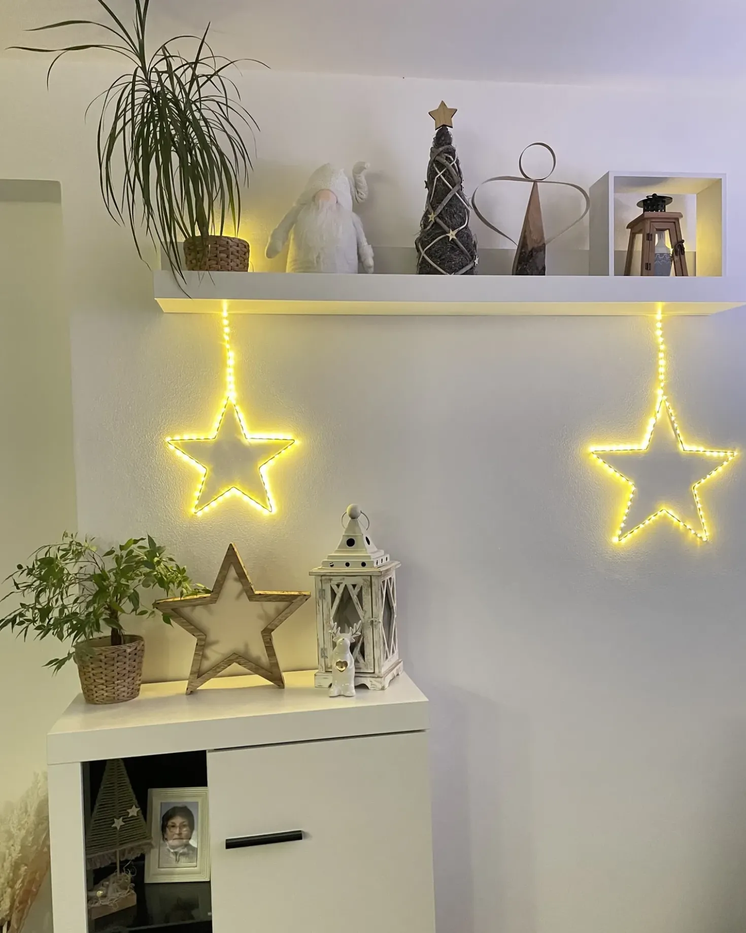 Sæt med 3 hængende dekorationer LED KUNNARI Stjerne 50/40/30 cm Sølv