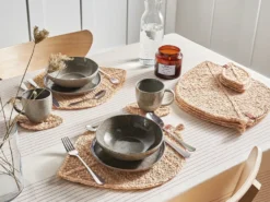 Sæt med dækkeservietter og bordskånere PEPPERLEAF Jute Naturlig