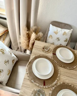 Sæt med dækkeservietter og bordskånere RIBBERY Jute Naturlig