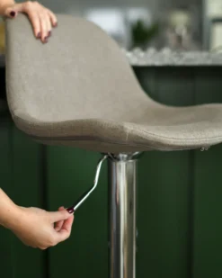 Sæt af 2 barstole KAHLA Brungrå