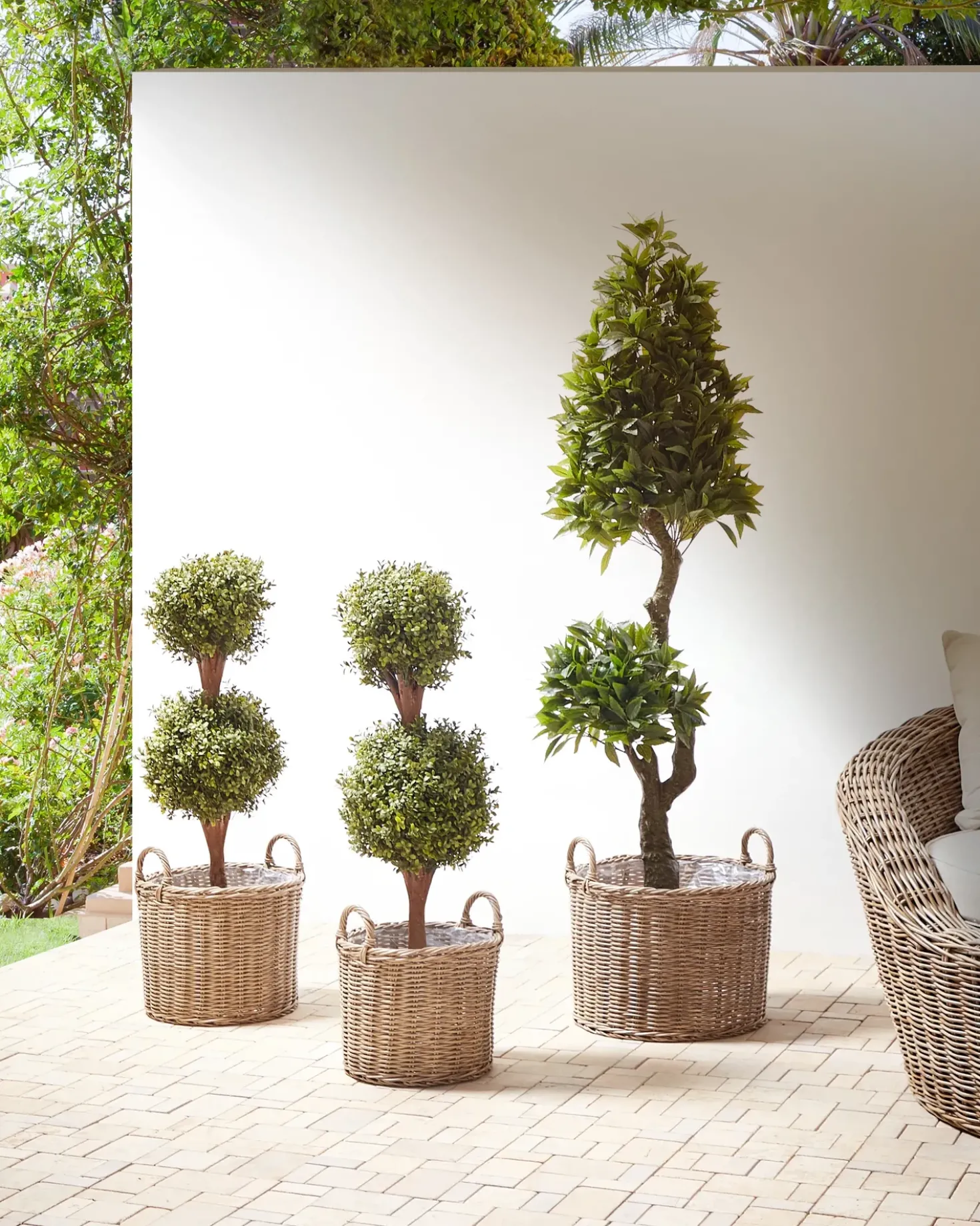 Sæt af 3 flet kurve til planter PENDULA 33/37/45 cm Naturlig PE-rattan