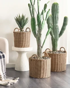 Sæt af 3 flet kurve til planter PENDULA 33/37/45 cm Naturlig PE-rattan