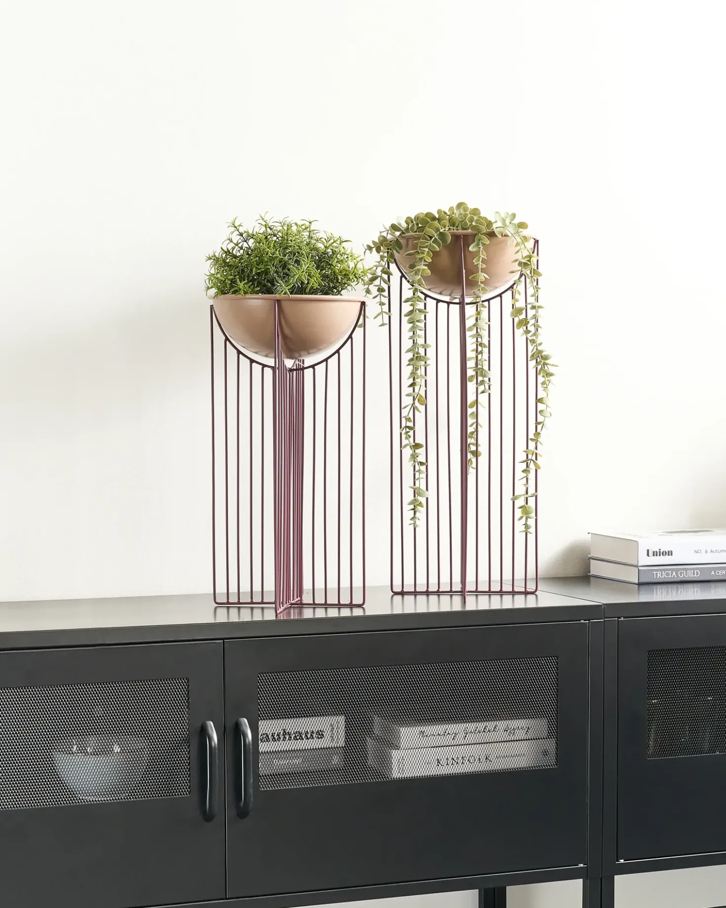 Sæt af 2 forhøjede plantekrukker FICARIA Metal 22 cm Lyserød