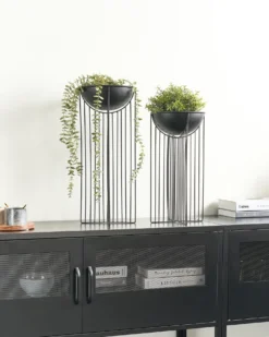 Sæt af 2 forhøjede plantekrukker FICARIA Metal 22 cm Sort