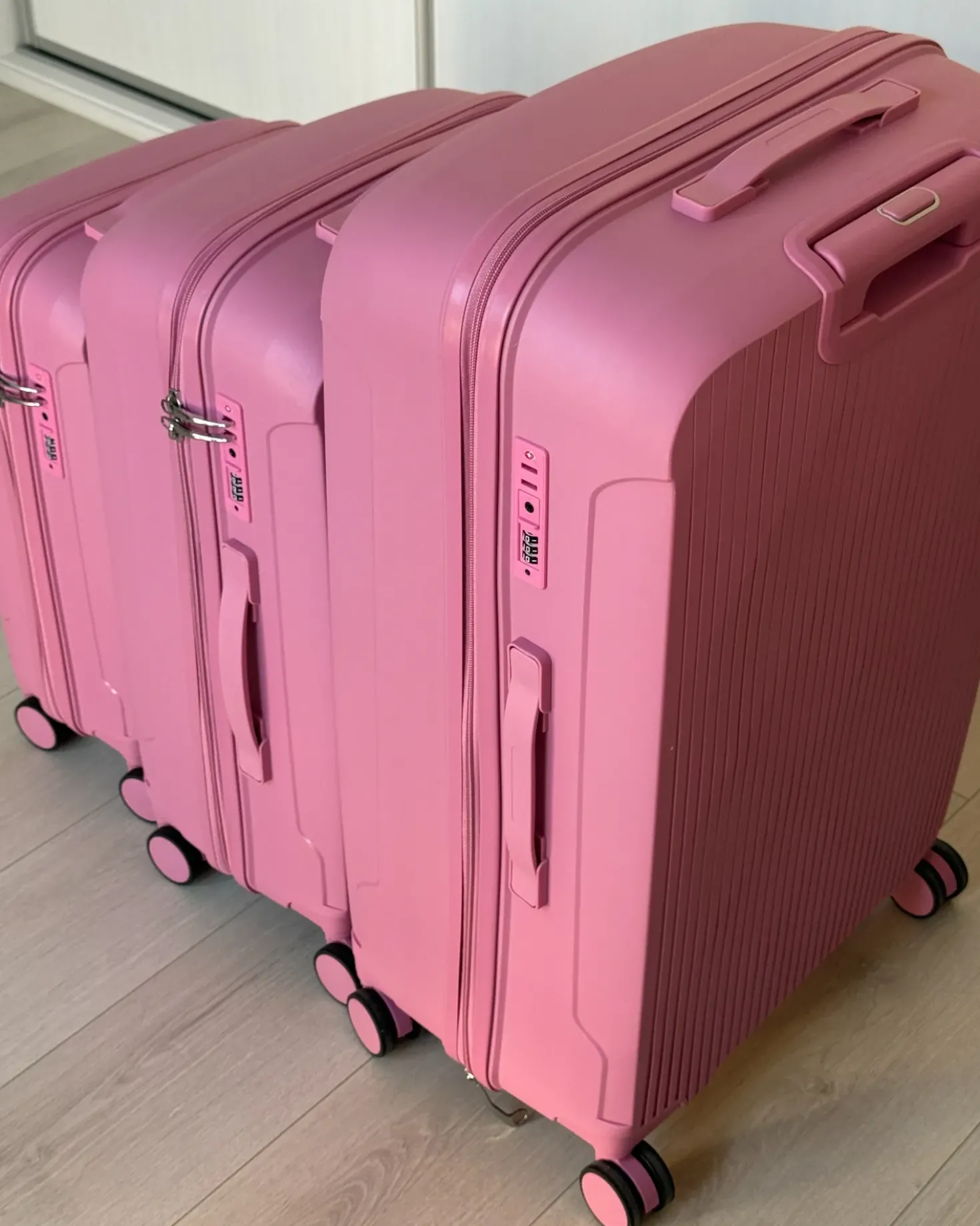 Sæt af 3 hardcase-kufferter TONSAI Lyserød