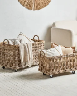 Sæt af 2 kurve KITIM med hjul Rattan Naturlig