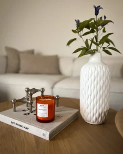Sæt med 3 duftlys COLORFUL BARREL Soja voks Orientalske noter krydderurter noter Blomster noter
