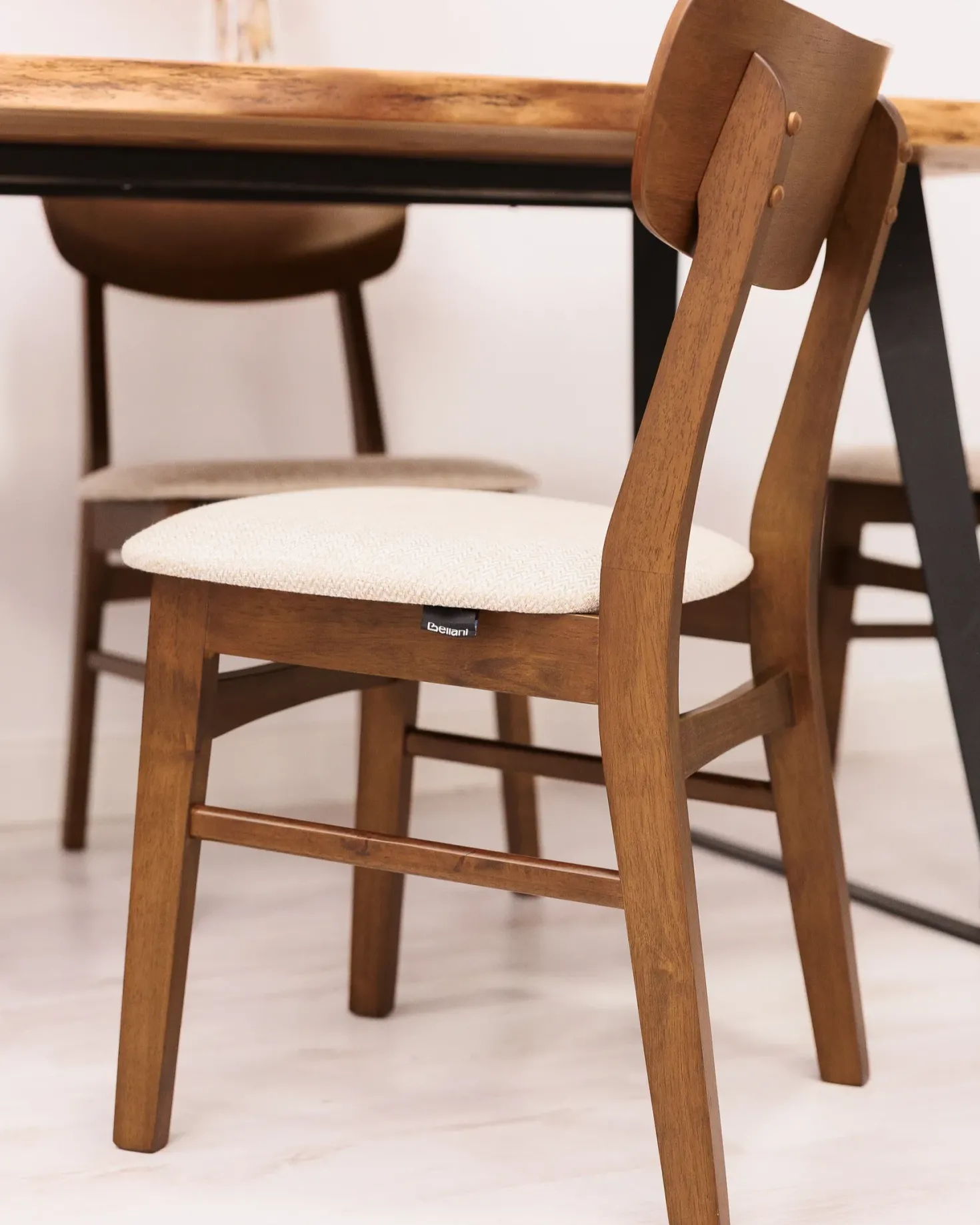 Sæt med 2 spisebordsstole ANOKA Træ Brun/beige
