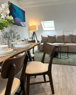 Sæt med 2 spisebordsstole ANOKA Træ Mørkebrun/beige