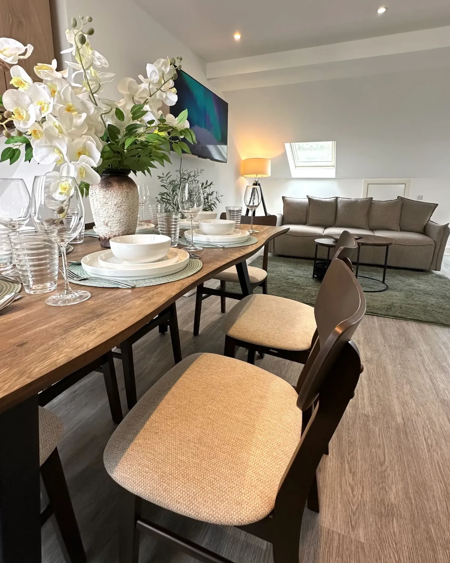 Sæt med 2 spisebordsstole ANOKA Træ Mørkebrun/beige