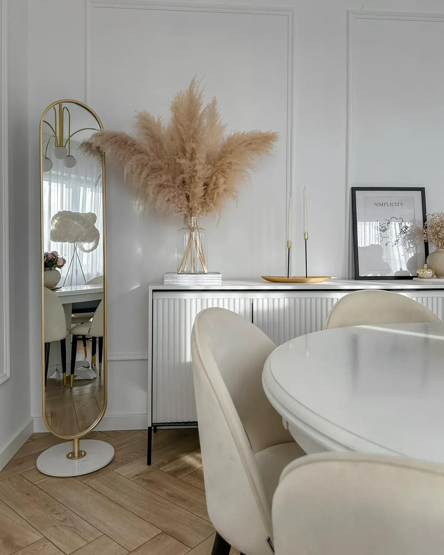 Stumtjener med spejl MOODY 170 cm Metal Guld