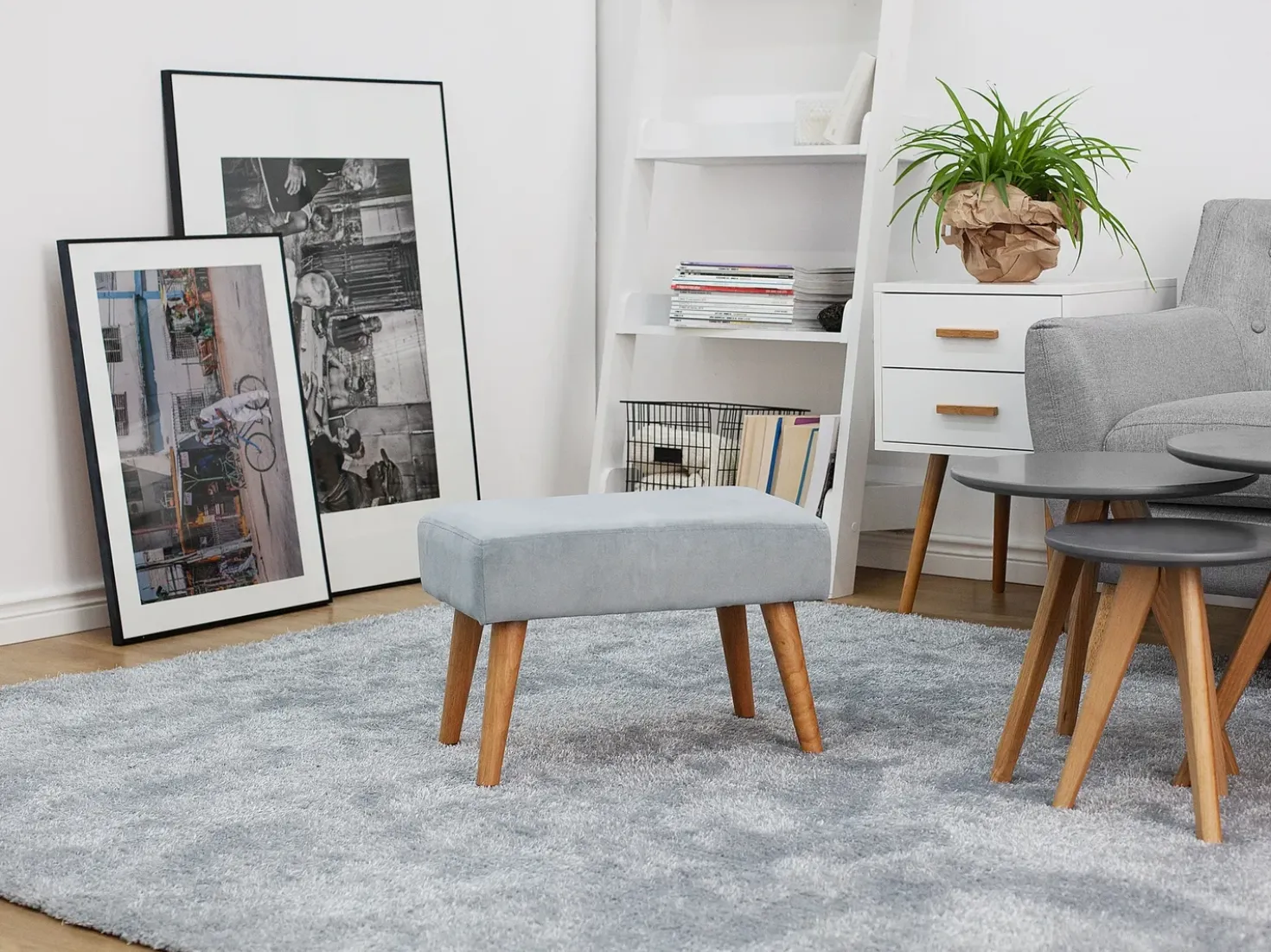 Taburet TAKOMA Velour Grå