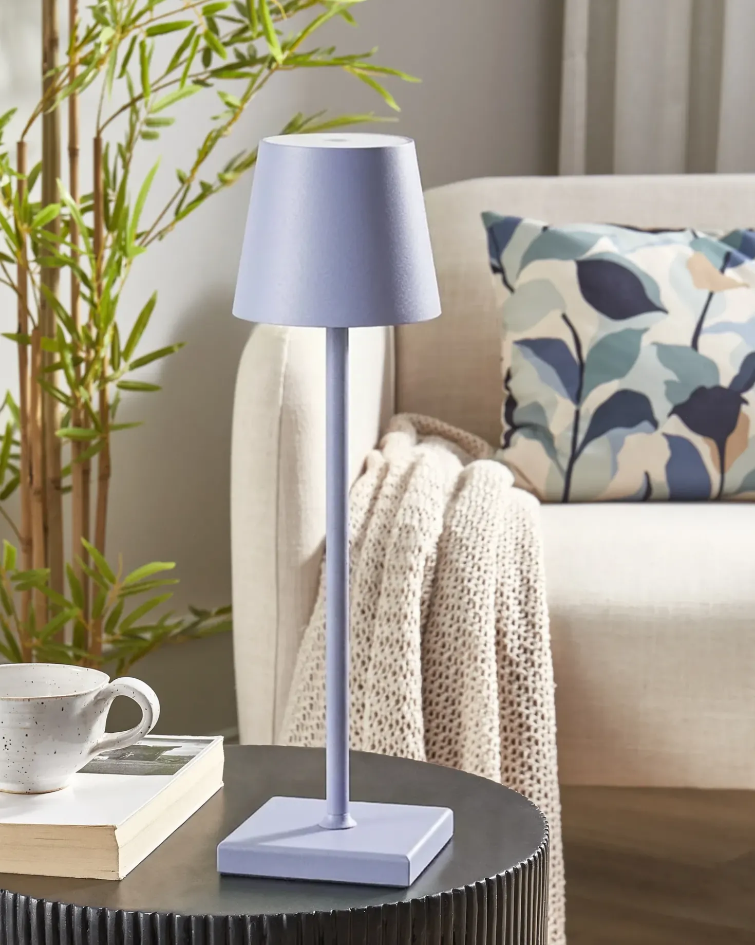 Trådløs LED-bordlampe BACEIRO Metal Lysviolet