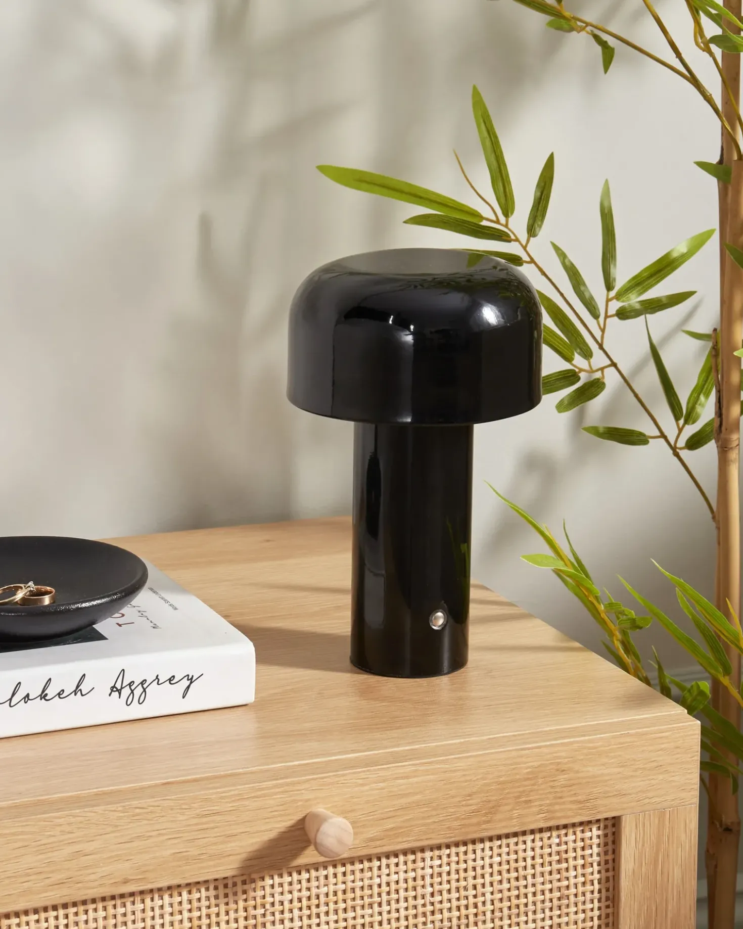 Trådløs LED-bordlampe BESOS Med dæmpning Metal Sort