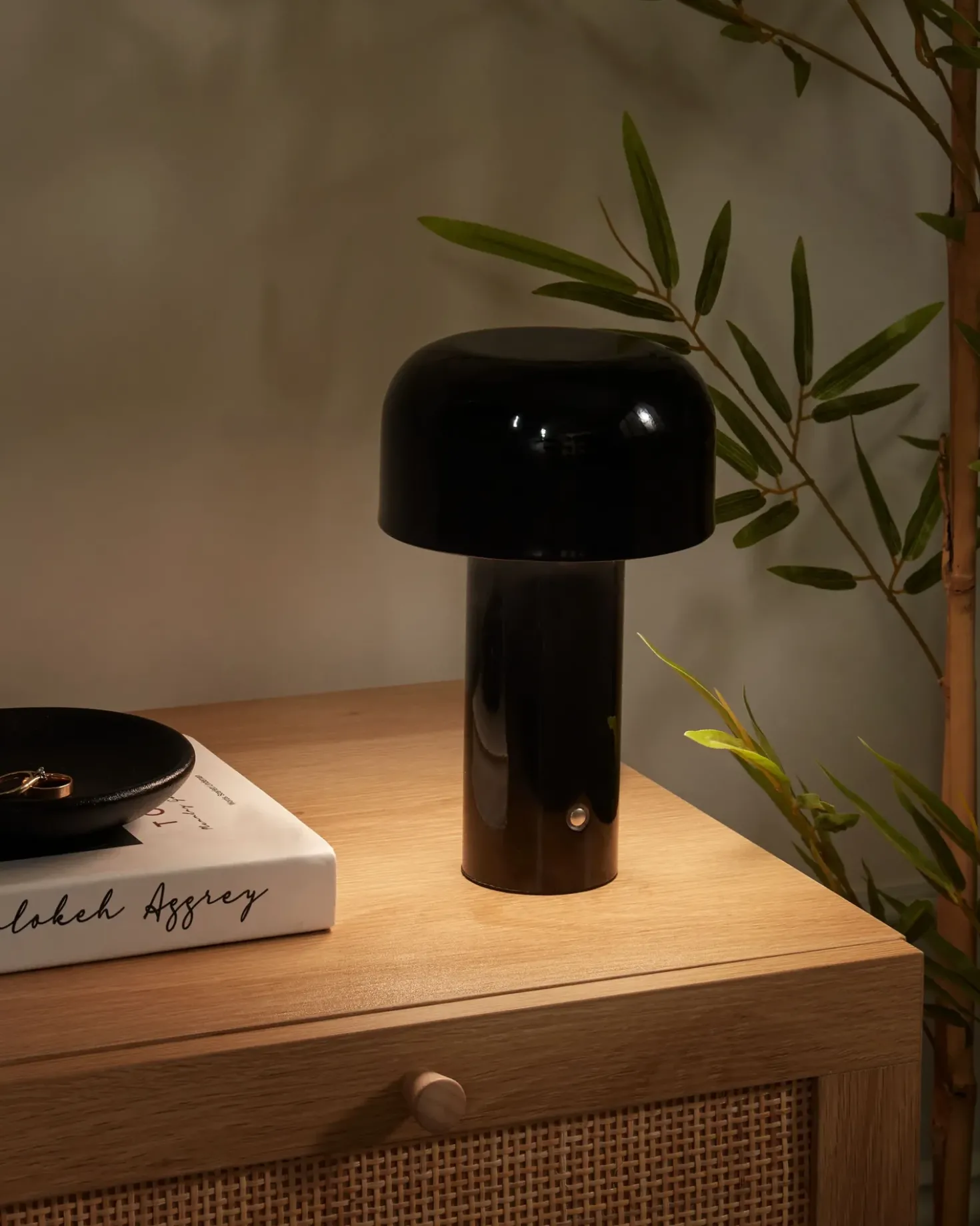 Trådløs LED-bordlampe BESOS Med dæmpning Metal Sort