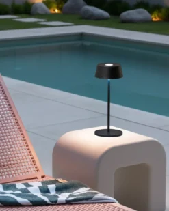 Trådløs LED-bordlampe GUDER Med dæmpning Metal Sort