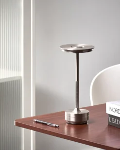 Trådløs LED-bordlampe MAGO Med dæmpning Metal Sølv