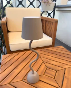 Trådløs LED-bordlampe VOUGA Med dæmpning Metal Beige