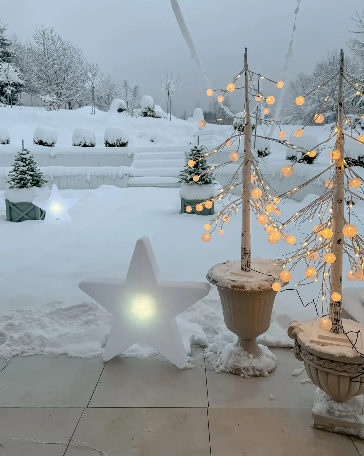 Udendørs LED-gulvlampe OLSAN Stjerne 76 cm Hvid