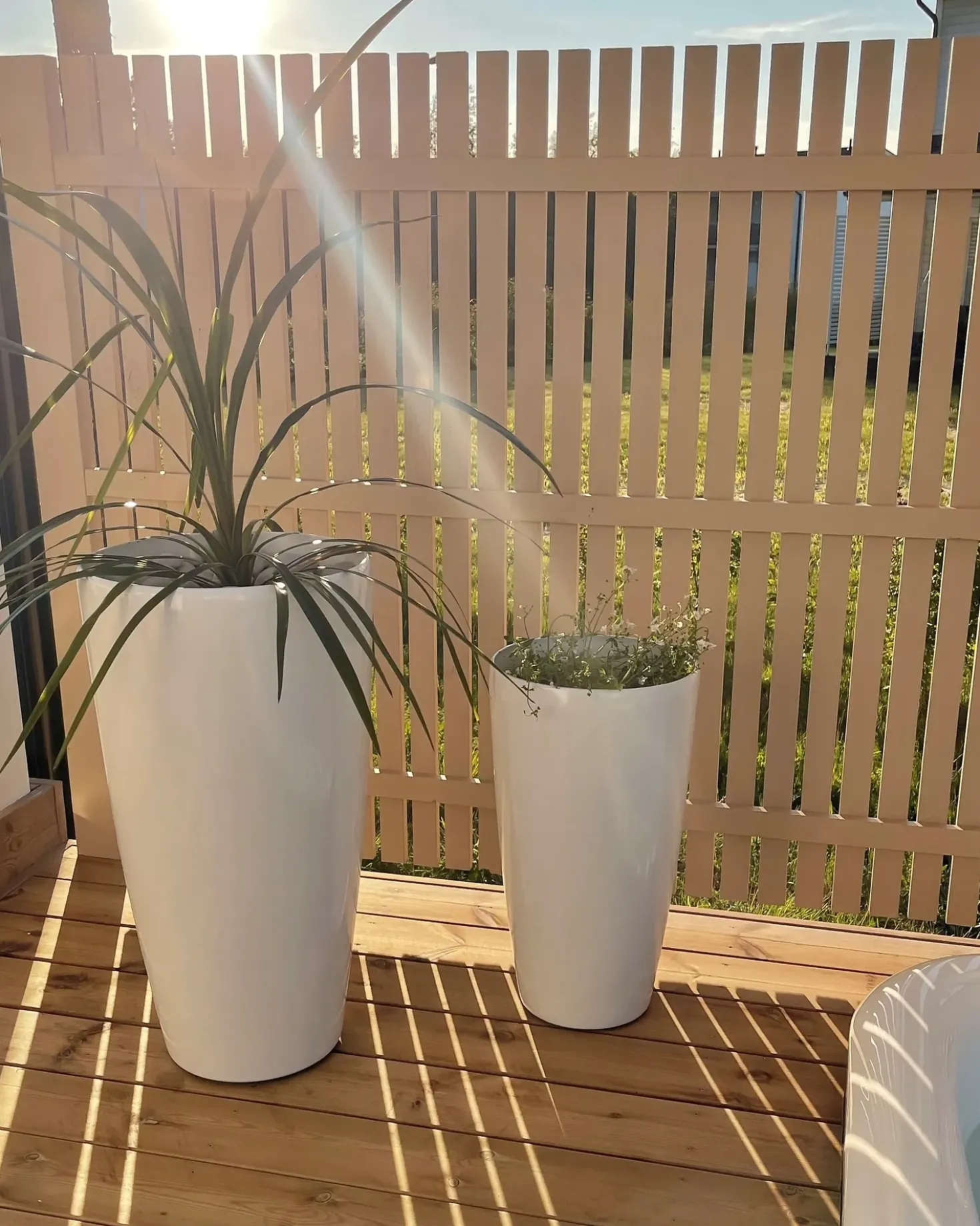 Urtepotte TSERIA 40 cm Hvid