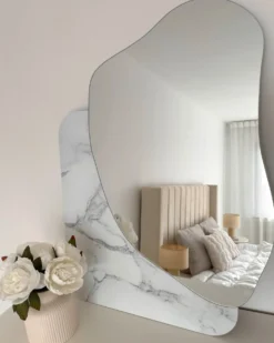 Vægspejl ARVERT 60 cm 80 cm Hvid marmor