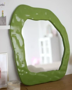 Vægspejl MARTYRE 57 cm 74 cm Grøn